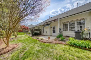 438 Sawgrass Hill Ct, Cary, NC 27519 - Photo 8