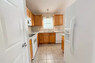 2037 Fairview Ln, Sanford, NC 27330 - Photo 8