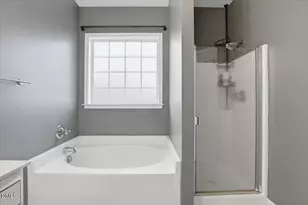 305 Wakefield Dr, Princeton, NC 27569 - Photo 18