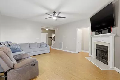 305 Wakefield Drive, Princeton, NC 27569 - Photo 6