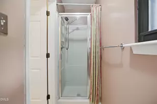 5609 Groomsbridge Ct, Raleigh, NC 27612 - Photo 16