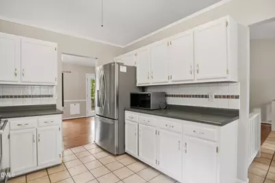 5609 Groomsbridge Court, Raleigh, NC 27612 - Photo 10