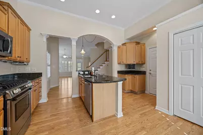 6941 Middleboro Drive, Raleigh, NC 27612 - Photo 16