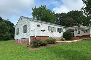 110 White Oak Dr, Siler City, NC 27344 - Photo 2