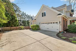 2328 Forestbluff Dr, Fuquay Varina, NC 27526 - Photo 4