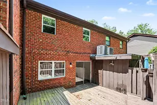 1220 Manassas Ct, Raleigh, NC 27609 - Photo 32