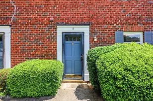 1220 Manassas Ct, Raleigh, NC 27609 - Photo 4