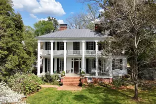 318 N Churton St, Hillsborough, NC 27278 - Photo 1