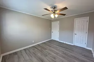 2706 Cartier Dr, Raleigh, NC 27608 - Photo 10