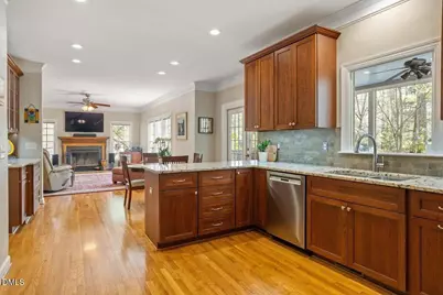 300 Autumn Drive, Chapel Hill, NC 27516 - Photo 4