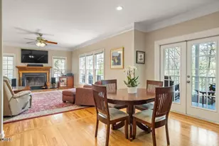 300 Autumn Dr, Chapel Hill, NC 27516 - Photo 10