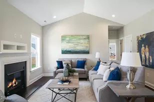 382 Black Oak Ct, Clayton, NC 27520 - Photo 4