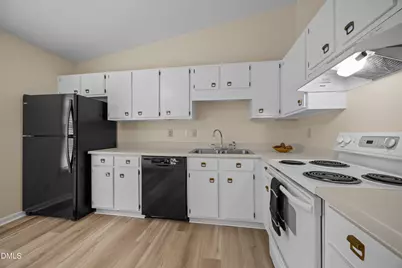 121 Westview Drive #Apt 16, Carrboro, NC 27510 - Photo 8