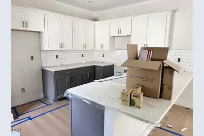 818B Carter Avenue, Durham, NC 27703 - Photo 6