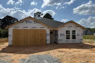 124 Baxley Dr, Dunn, NC 28334 - Photo 1