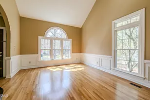 1010 Queensbury Cir, Durham, NC 27713 - Photo 10