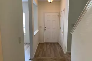 104 Graystar Rd, Apex, NC 27502 - Photo 2