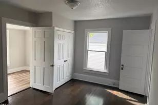 702 W Main St, Benson, NC 27504 - Photo 6