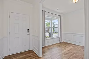 521 Glenwyck Ct, Fuquay-Varina, NC 27526 - Photo 2