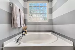 5325 Sapphire Springs Dr, Knightdale, NC 27545 - Photo 20