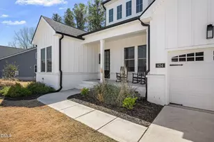 624 Long Lake Dr, Fuquay Varina, NC 27526 - Photo 4