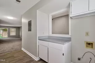 2510 Avent Ferry Rd, Raleigh, NC 27606 - Photo 12