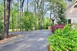 1023 Cleland Dr, Chapel Hill, NC 27517 - Photo 2