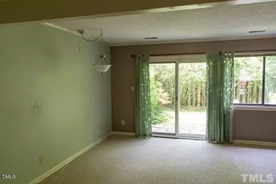 220 Elizabeth #Apt G10, Chapel Hill, NC 27514 - Photo 2