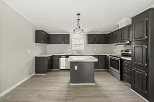 248 Dutchess Ln, Henderson, NC 27537 - Photo 8