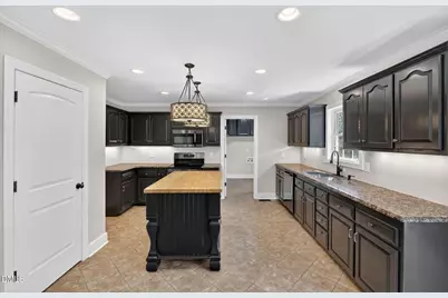 710 Kennette Drive, Graham, NC 27253 - Photo 16