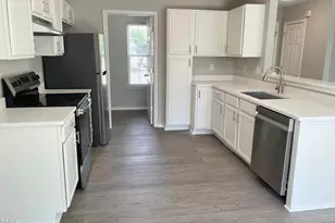 3001 Softwind Dr, Clayton, NC 27520 - Photo 10