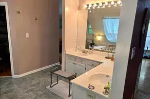8605 Brookdale Dr, Raleigh, NC 27613 - Photo 16