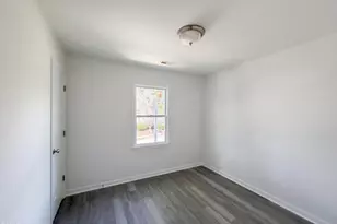 5236 Turf Grass Ct, Raleigh, NC 27610 - Photo 12