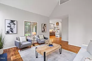 410 Gibbon Dr, Chapel Hill, NC 27516 - Photo 8