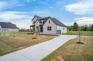 35 Scotland Dr, Youngsville, NC 27596 - Photo 2