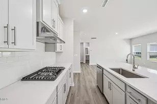 721 Deschutes Dr, Garner, NC 27529 - Photo 6