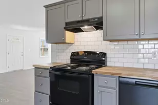 945 Old School Rd, Four Oaks, NC 27524 - Photo 10