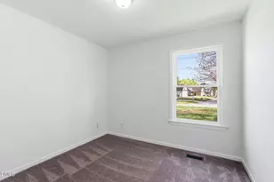 945 Old School Rd, Four Oaks, NC 27524 - Photo 18