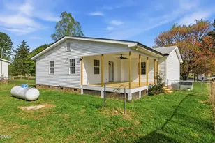 945 Old School Rd, Four Oaks, NC 27524 - Photo 30