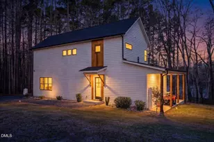 401 Oakwood Ln, Roxboro, NC 27574 - Photo 4