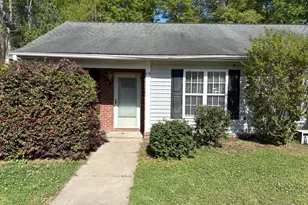 59 N Sussex Dr, Smithfield, NC 27577 - Photo 1