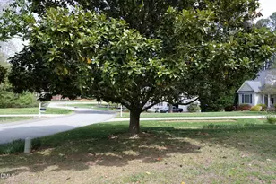 109 Queen Ferry Ct, Durham, NC 27712 - Photo 4