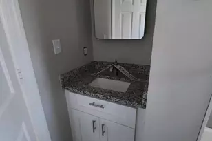 610 S Wakefield St, Zebulon, NC 27597 - Photo 16