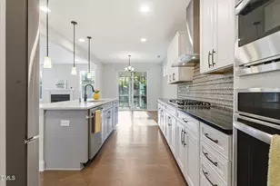 721 Vine Pond Ct, Apex, NC 27523 - Photo 10