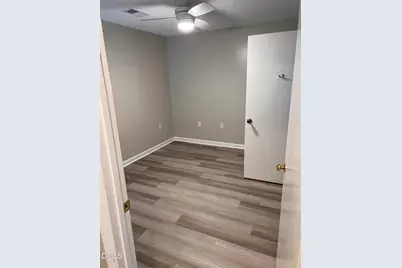 1431 Collegiate Circle #101, Raleigh, NC 27606 - Photo 8