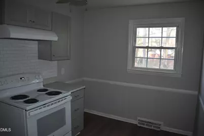 105 Ingle Street, Siler City, NC 27344 - Photo 2