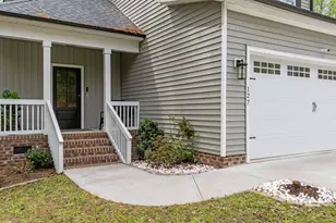 127 Mohawk Dr, Louisburg, NC 27549 - Photo 2