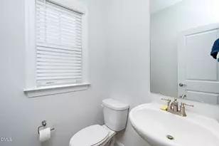 709 Toulouse Ct, Cary, NC 27519 - Photo 6