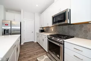 709 Toulouse Ct, Cary, NC 27519 - Photo 12