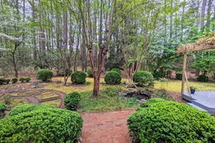 4901 Stoneridge Dr, Raleigh, NC 27612 - Photo 4